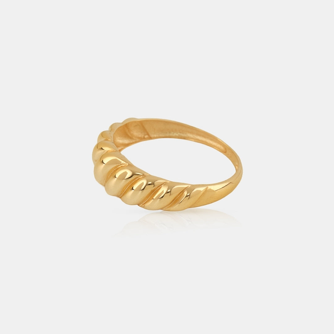 Croissant Chunky Ring